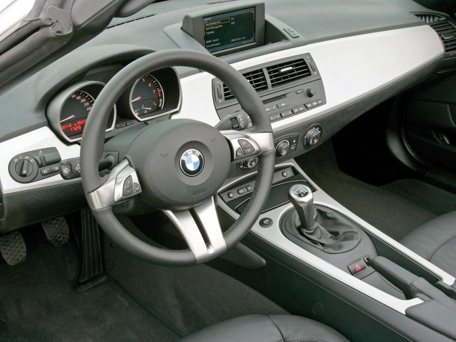  BMW Z4 3.0si Roadster 2005 года  (фото 4 из 8)